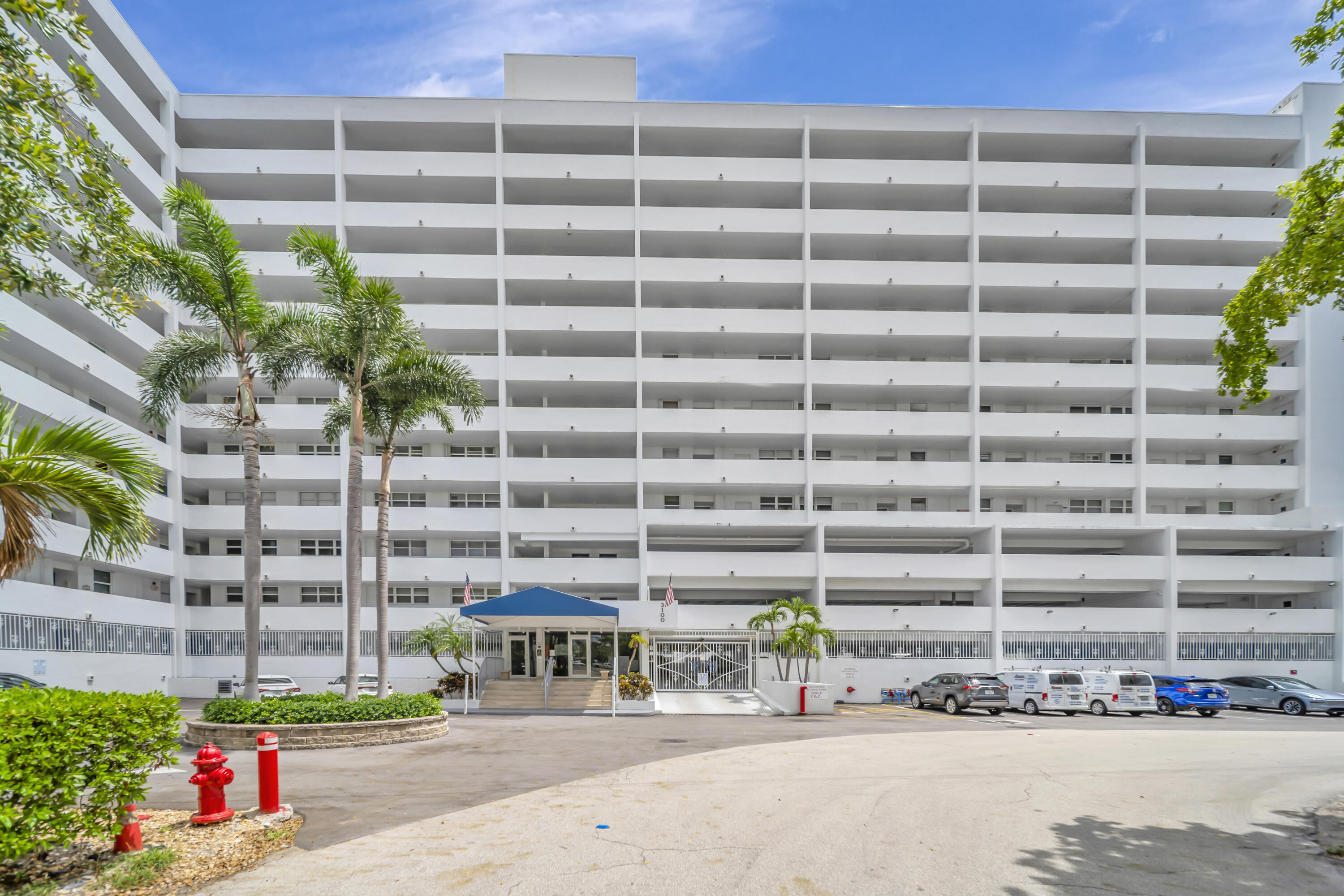3100 NE 49 Street 403, Fort Lauderdale, FL 33308, Fort Lauderdale