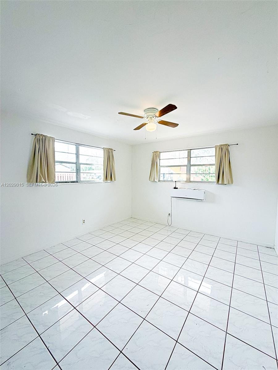 1401 Grant Street 3 — photo 6