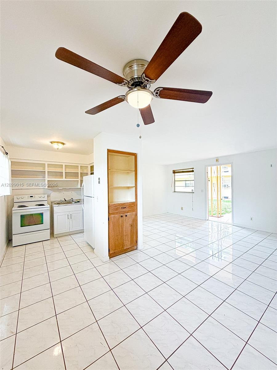 1401 Grant Street 3, Hollywood, FL 33020, Hollywood