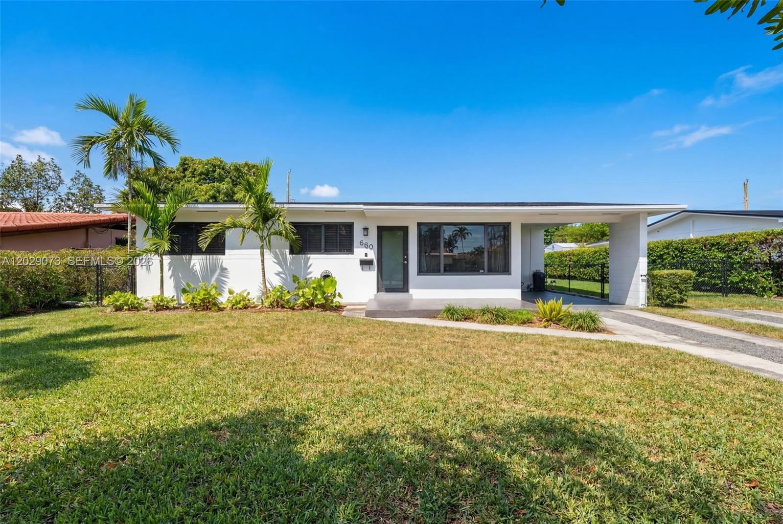 680 W 50th Place, Hialeah, FL 33012, Hialeah