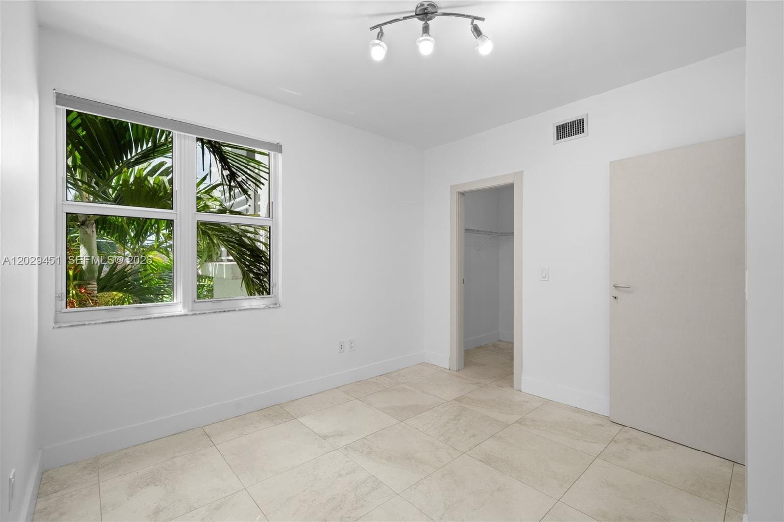 7918 Harbor Island Drive 311, North Bay Village, FL 33141 photo 16