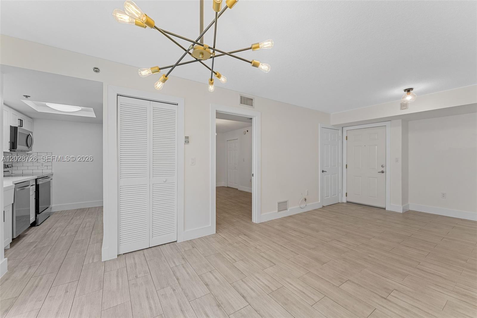 2415 NW 16th St Road 306, Miami, FL 33125, Miami