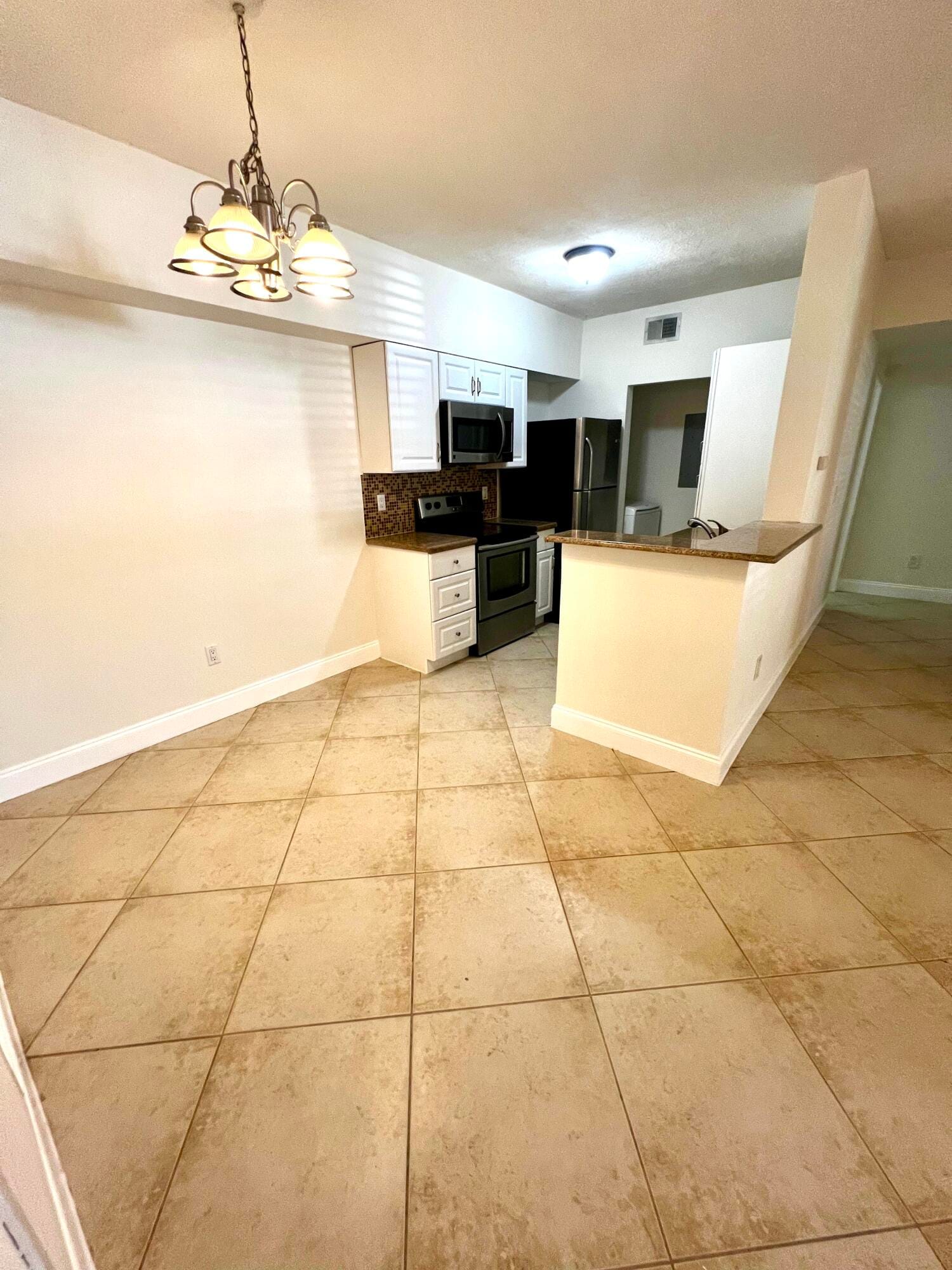 10354 Fox Trail Road S 1501 — photo 2