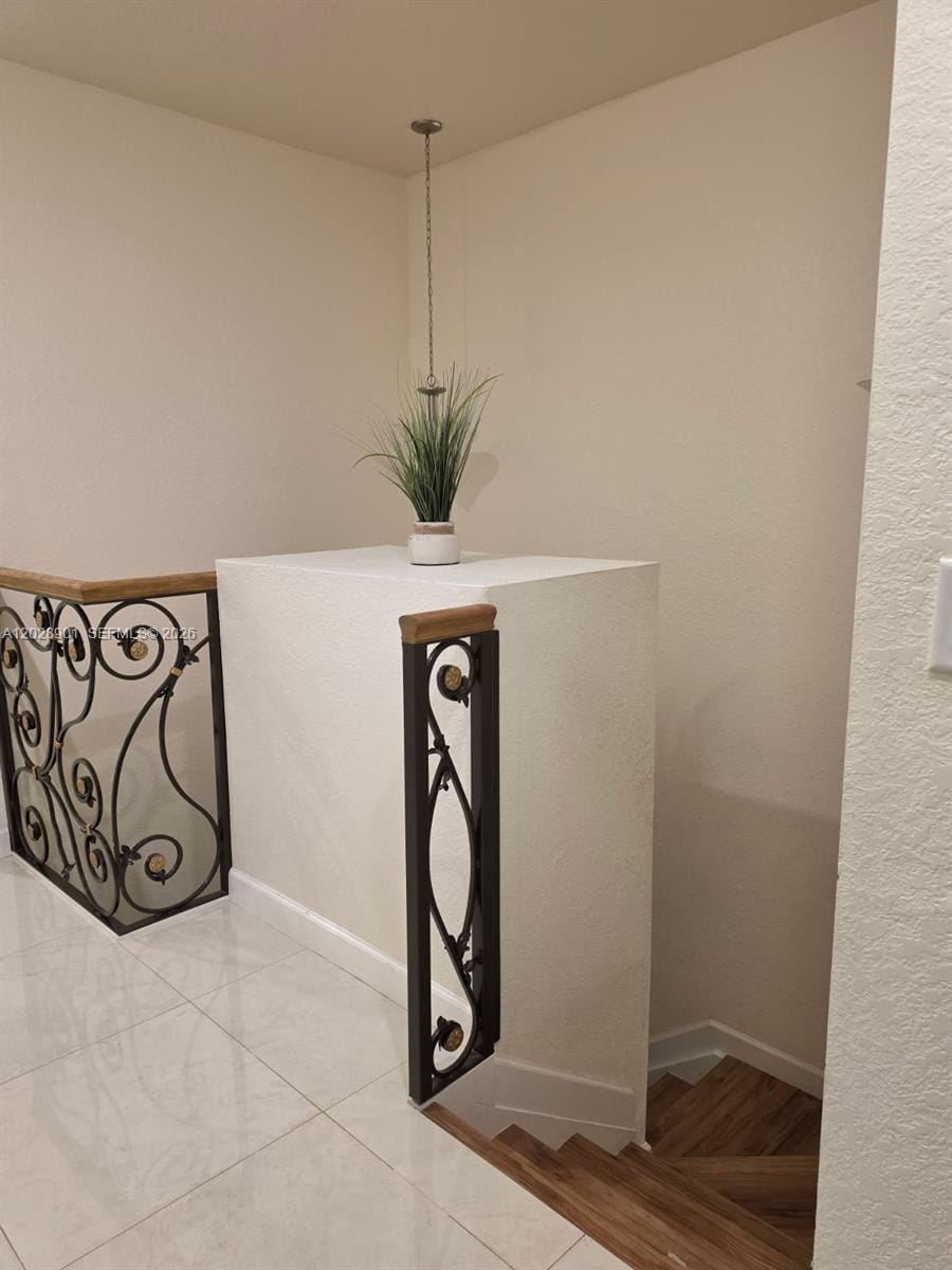 3442 W 104th Terrace — photo 5