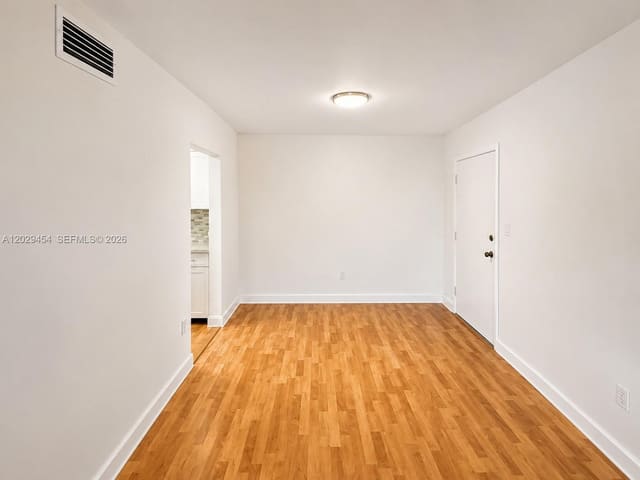9354 SW 77th Avenue I7, Miami, FL 33156
