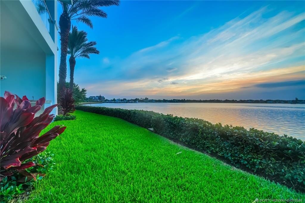 104 Water Club N, North Palm Beach, FL 33408 photo 2