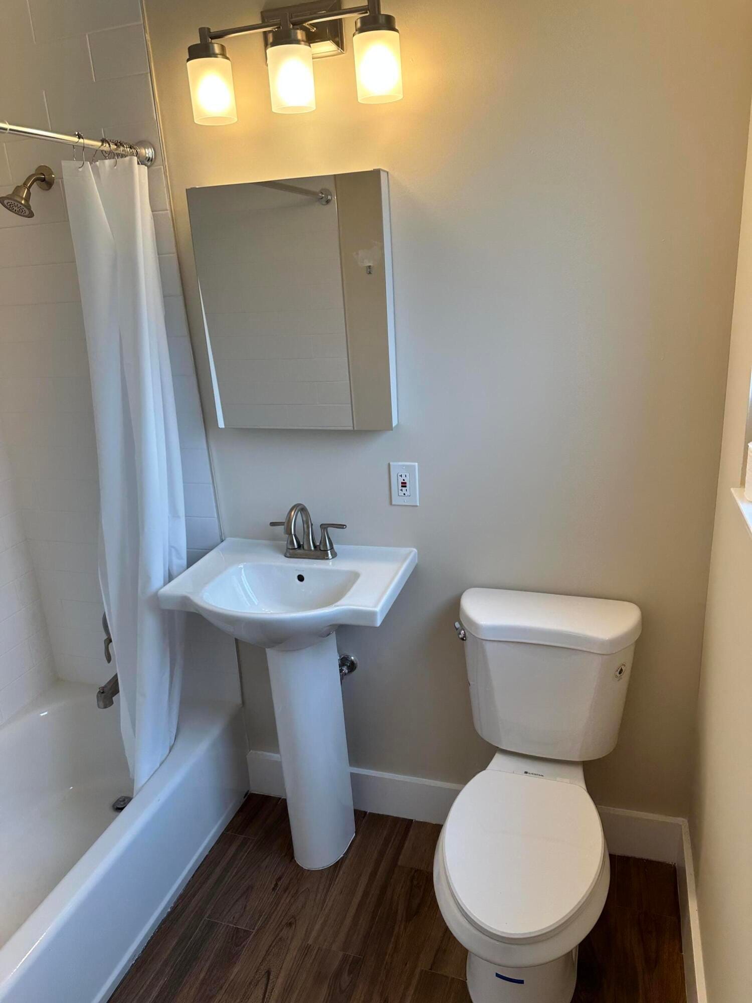 61 NW 35th Street 2 — photo 10