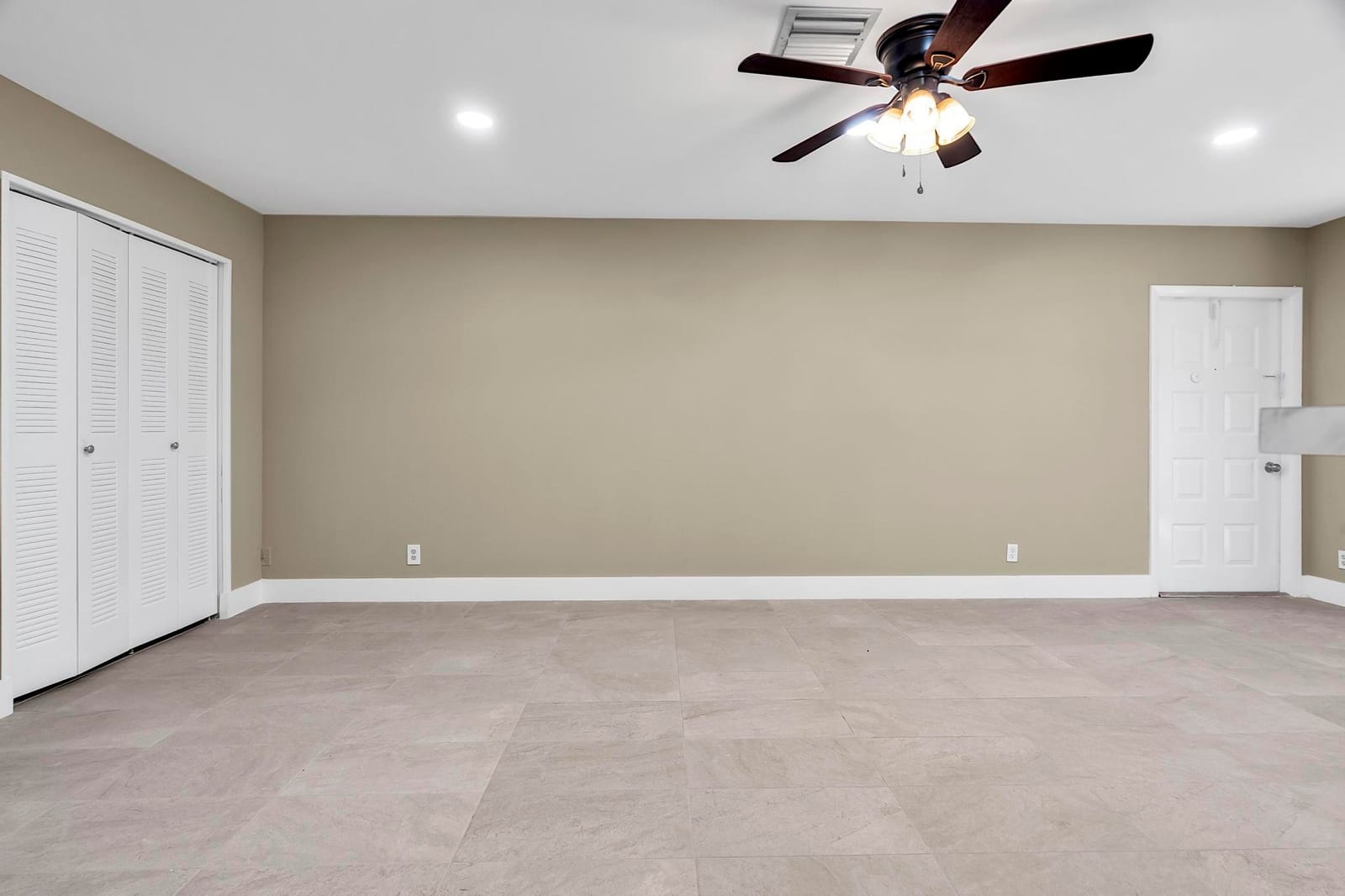 13950 Nesting Way C — photo 2