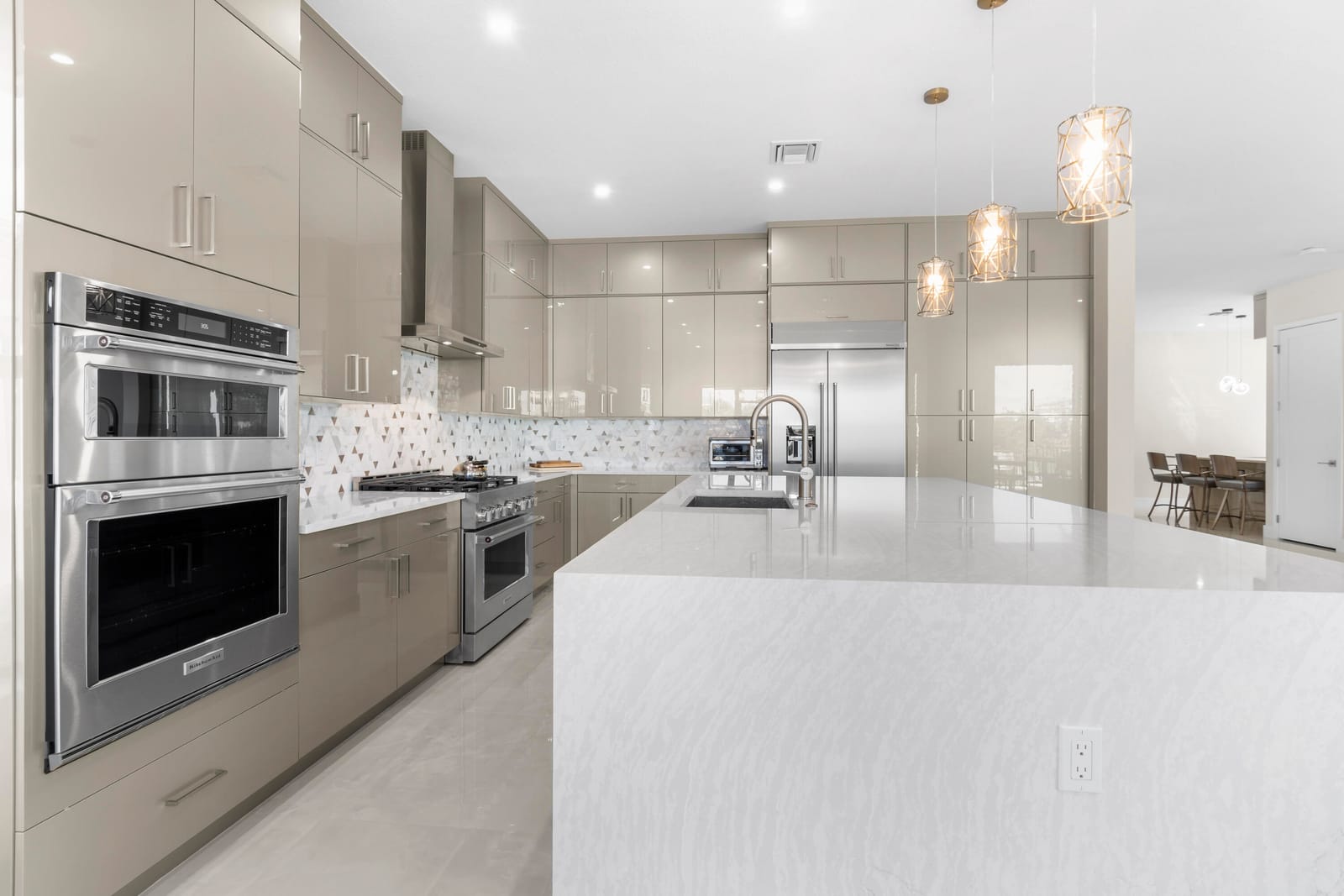 12510 Solano Bay Circle — photo 4