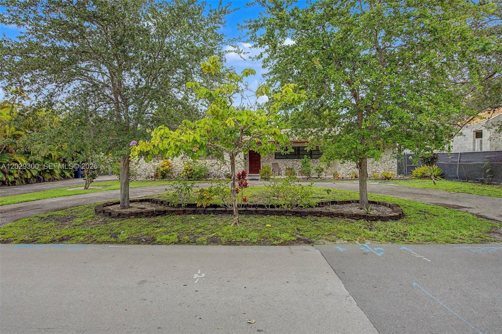 7931 SW 59th Avenue, South Miami, FL 33143 photo 4