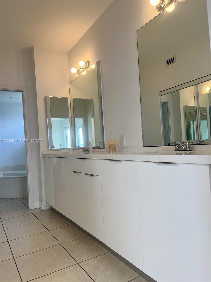 10750 NW 66th Street 401, Doral, FL 33178 photo 16