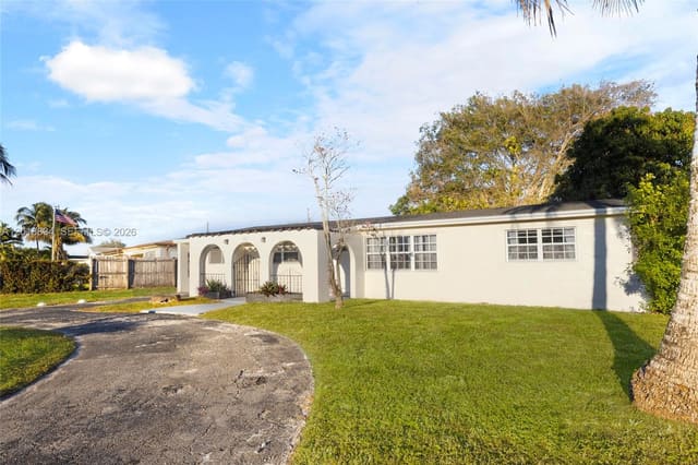 3017 Bahama Drive, sold in Miramar Sec 6, Miramar, FL