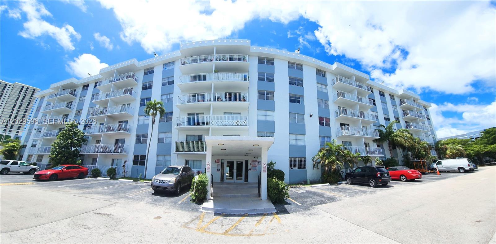 16465 NE 22nd Avenue 610, North Miami Beach, FL 33160, North Miami Beach