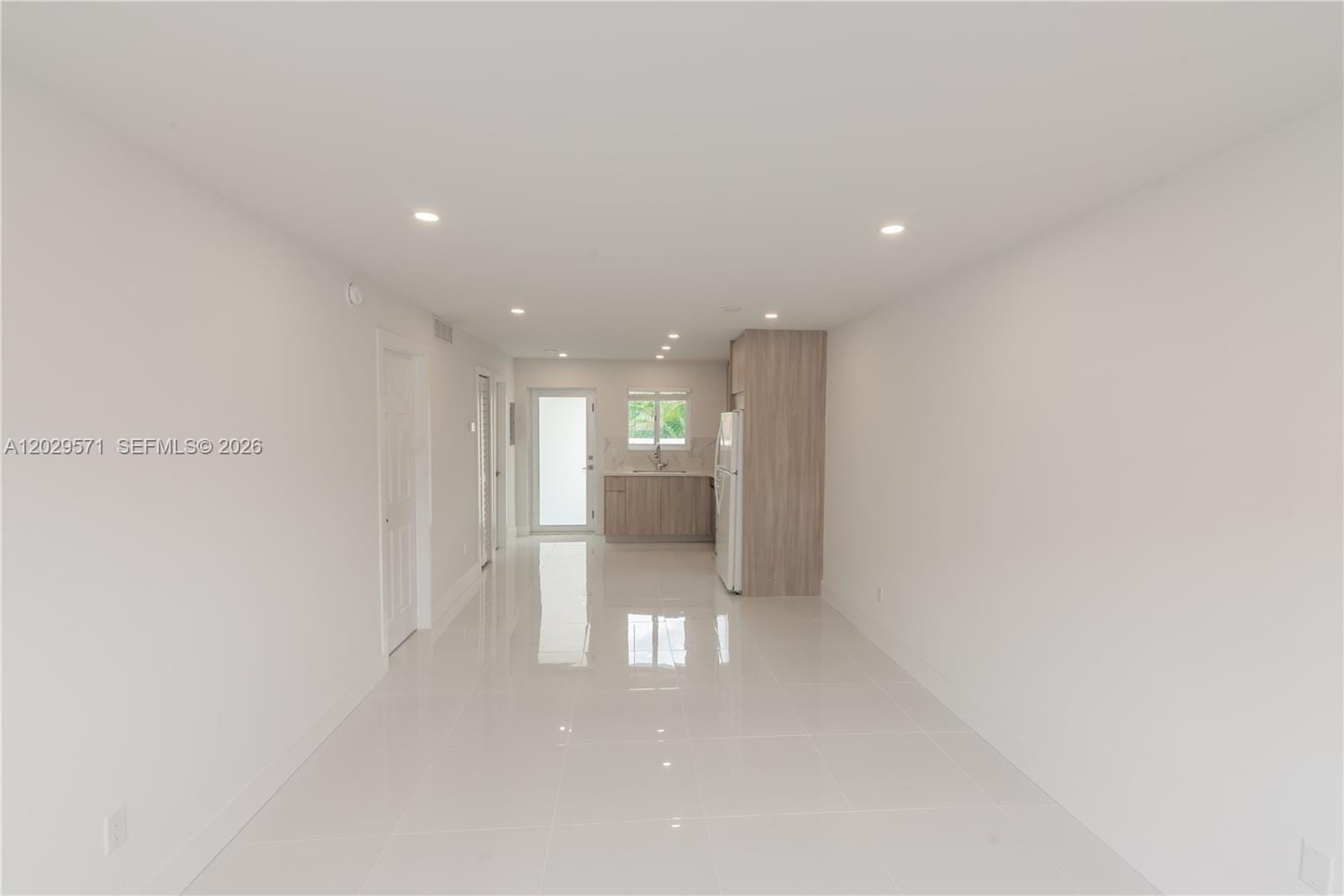 3755 NE 167th Street 6 — photo 8