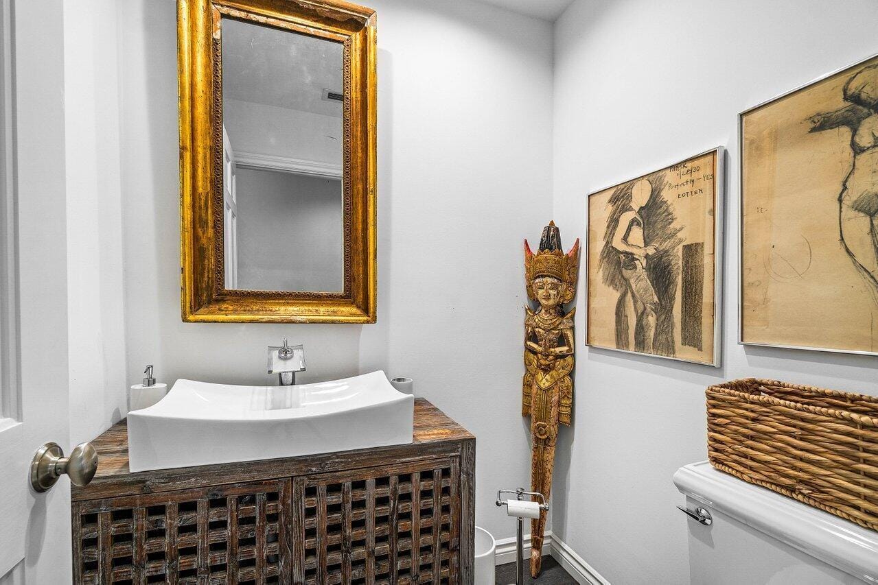 11823 Pebblewood Drive — photo 4