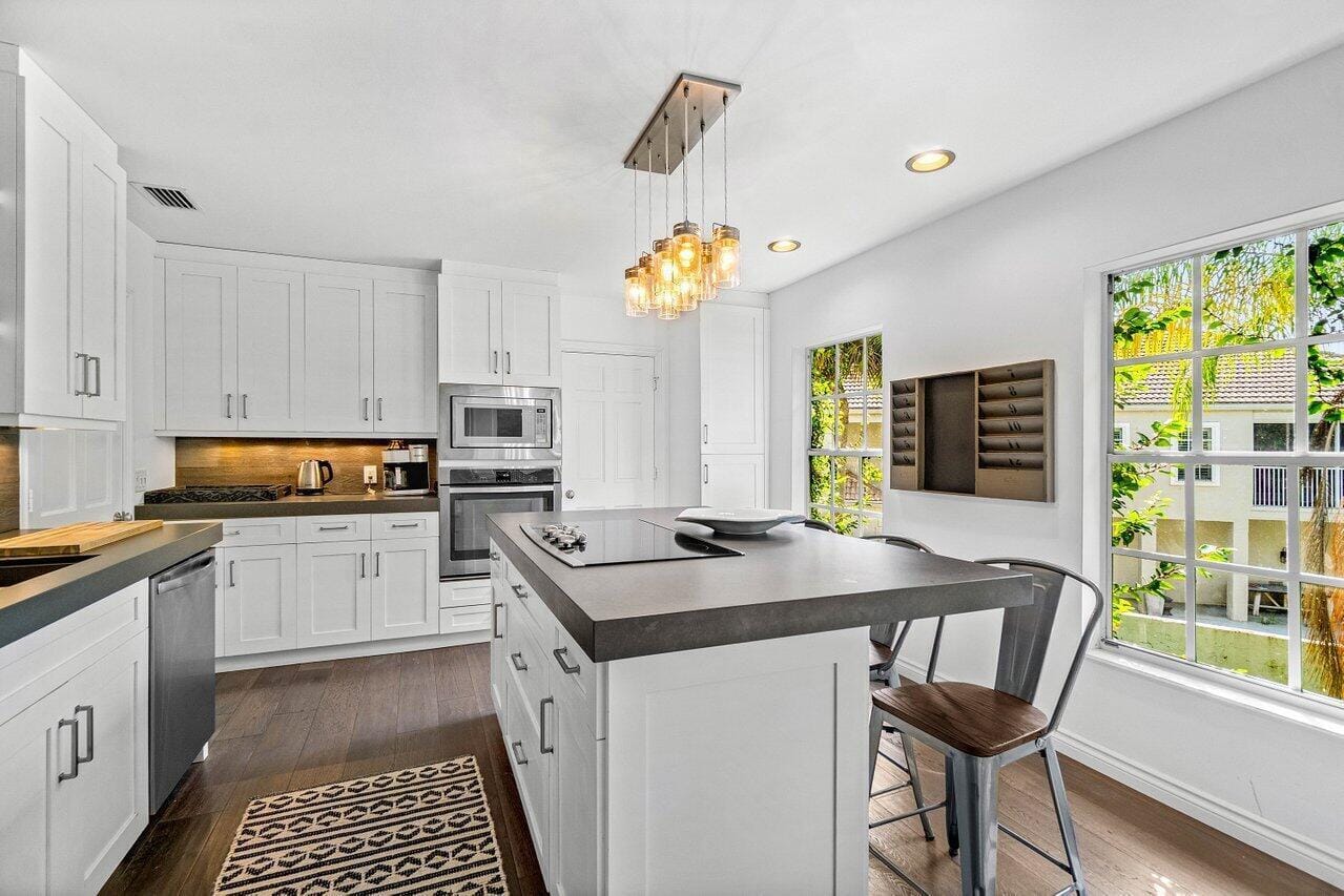 11823 Pebblewood Drive — photo 10