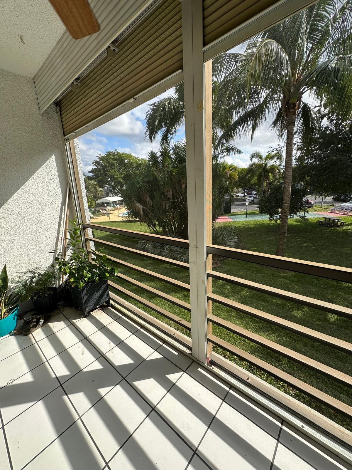 115 Royal Pk Drive 2g, Oakland Park, FL 33309 photo 5