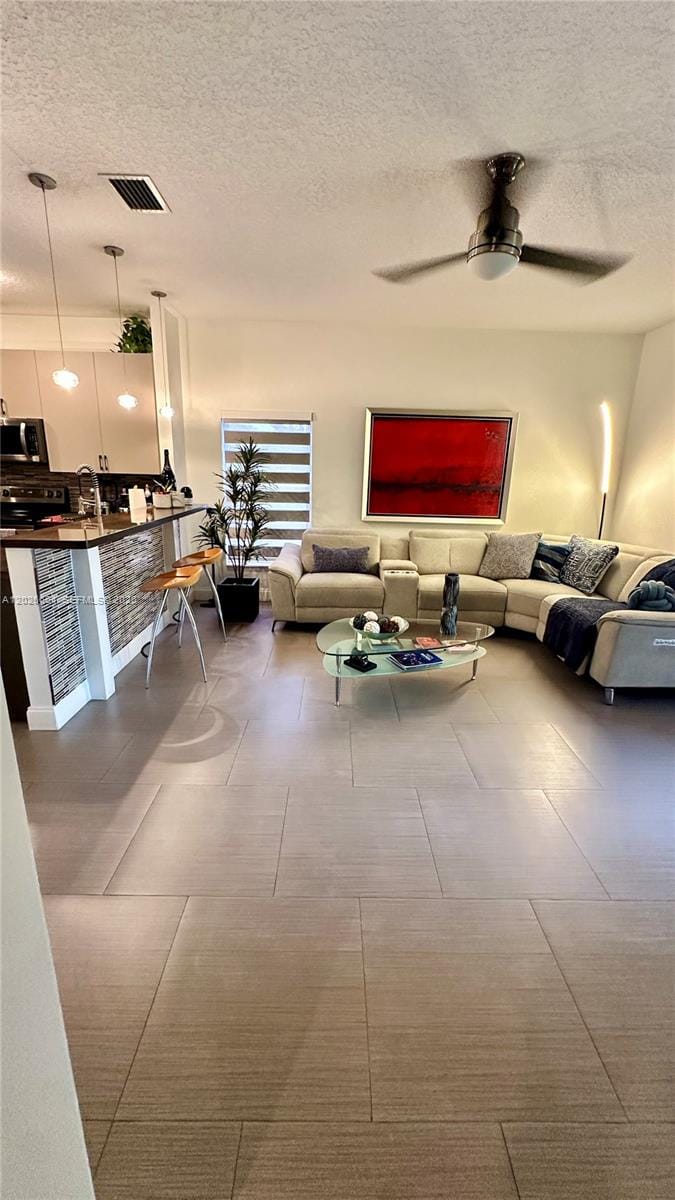 13704 SW 31st Street, Miramar, FL 33027 photo 13