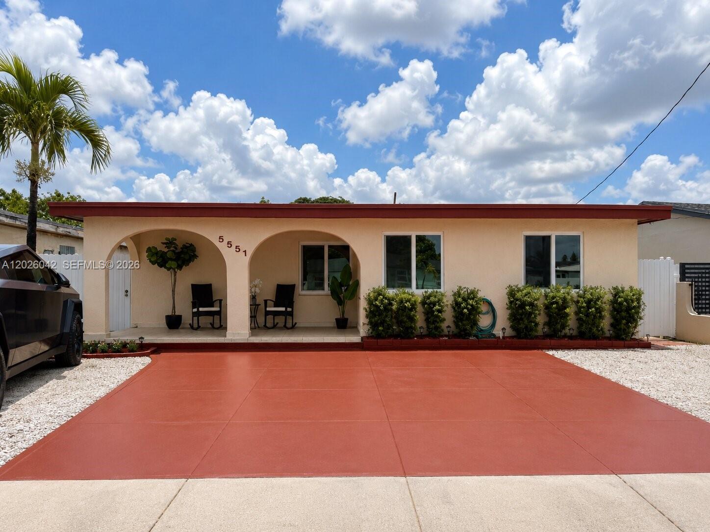 5551 E 4th Avenue, Hialeah, FL 33013, Hialeah