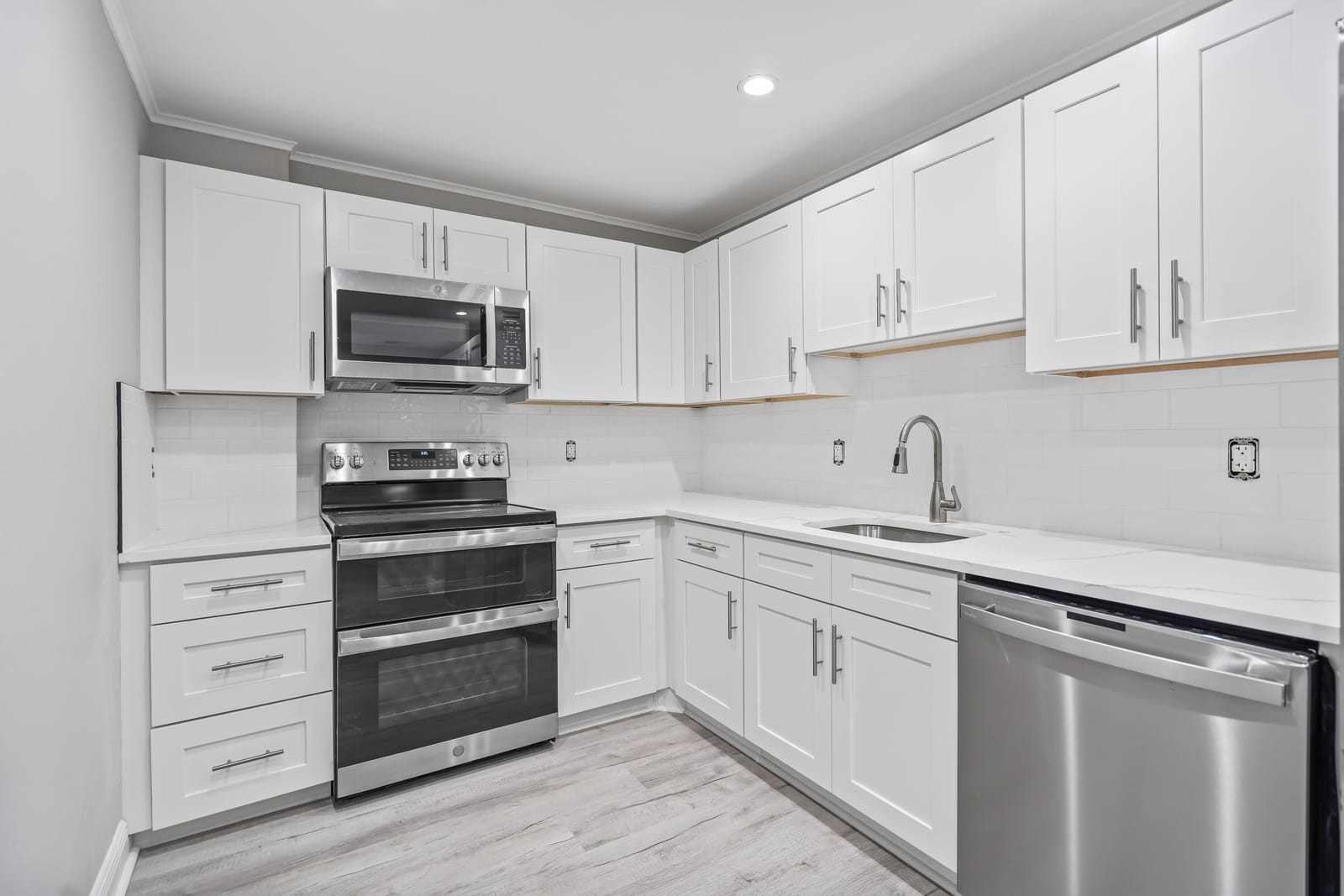 2851 S Ocean 0026 — photo 6