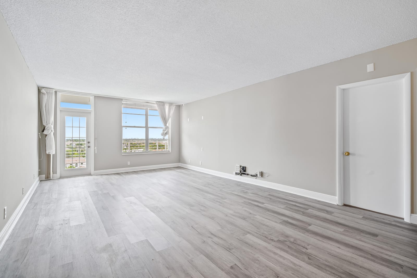2851 S Ocean 0026 — photo 7