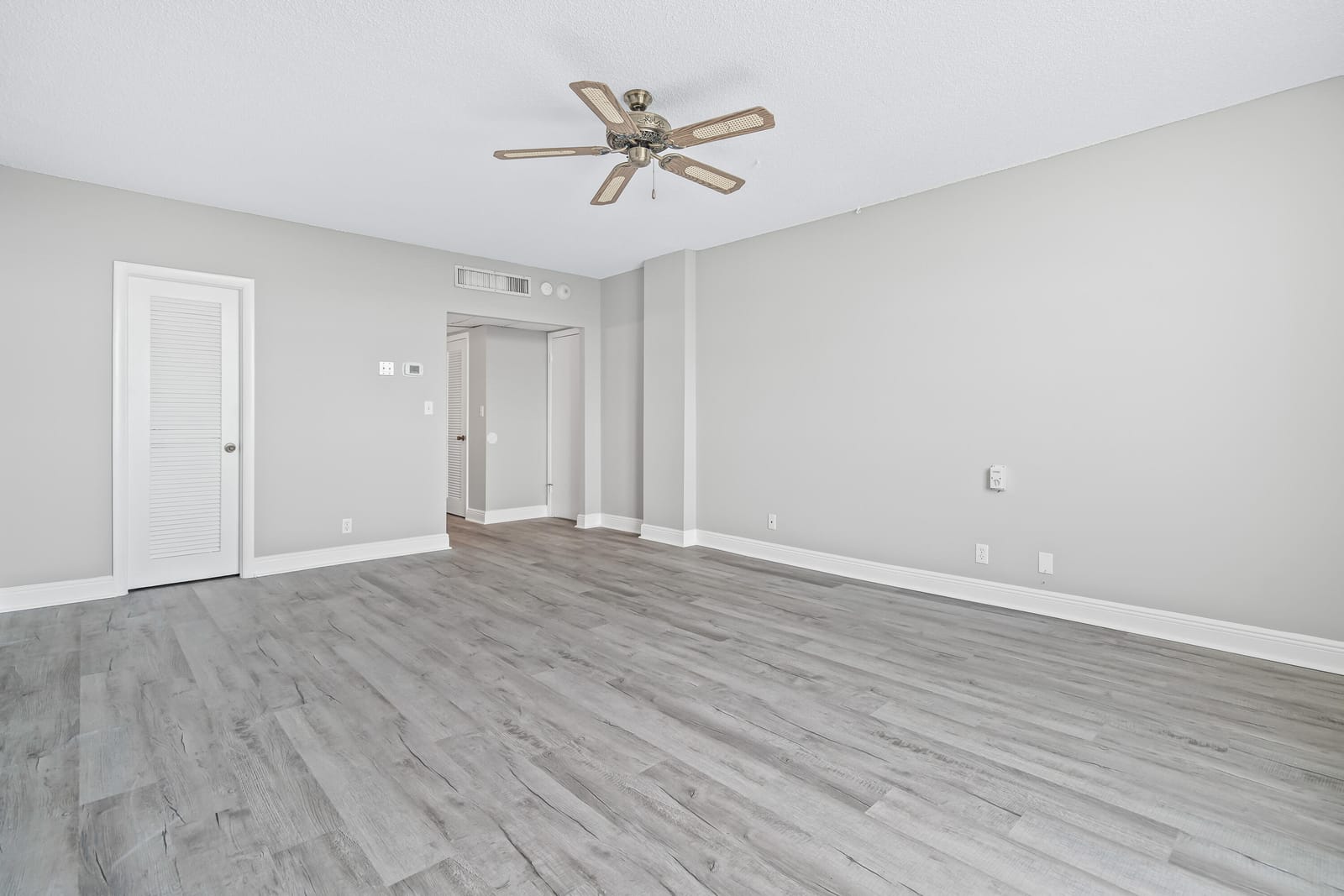 2851 S Ocean 0026 — photo 9
