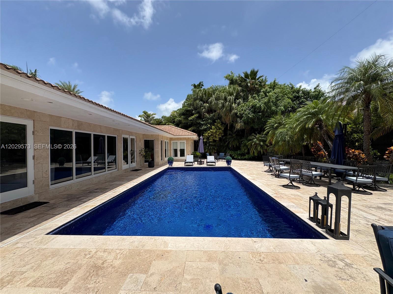 323 Caribbean Road, Key Biscayne, FL 33149, Key Biscayne
