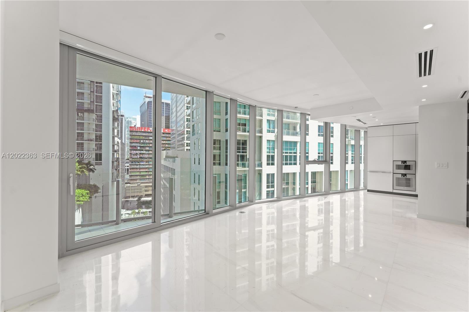 300 Biscayne Blvd Way 1406, Miami, FL 33131, Miami
