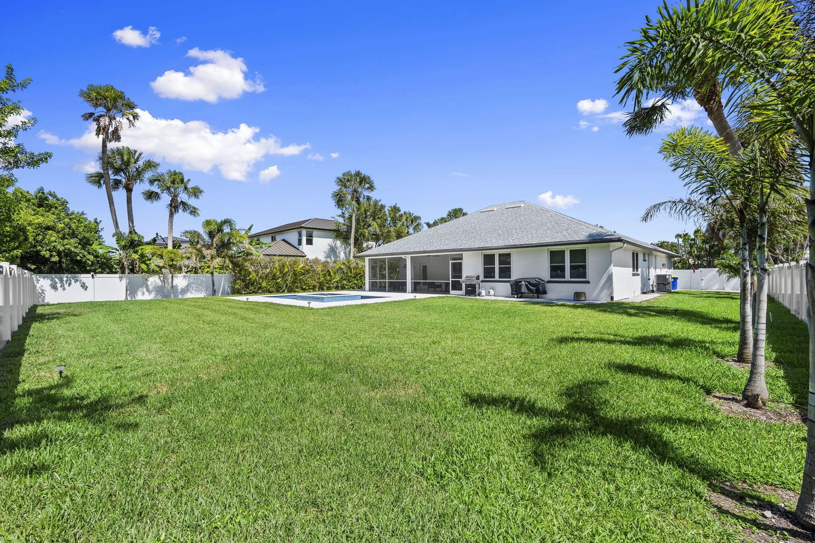 8361 SE Pilots Cove Terrace, Hobe Sound, FL 33455 photo 11