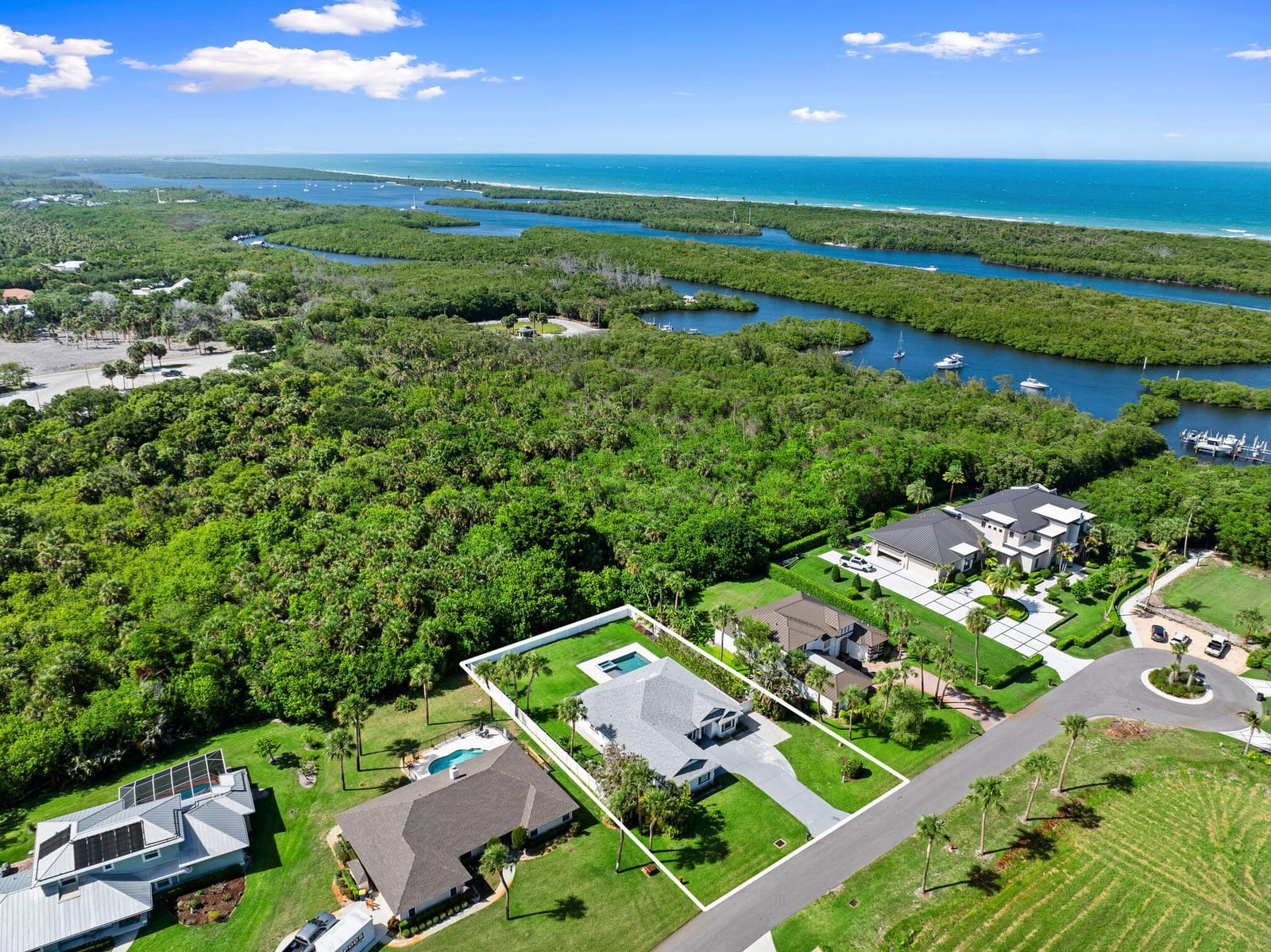 8361 SE Pilots Cove Terrace, Hobe Sound, FL 33455 photo 12