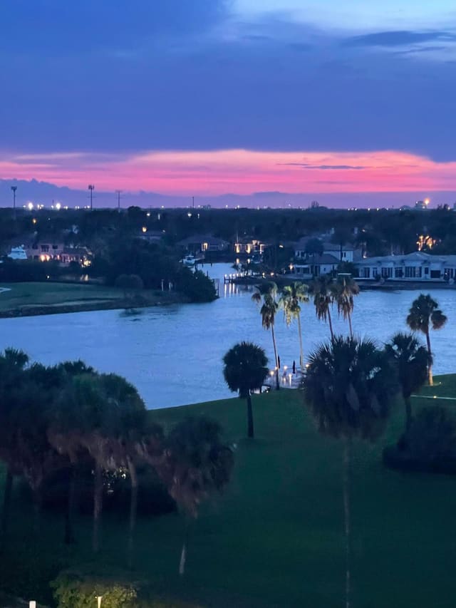 336 Golfview Road 706, Gemini, North Palm Beach, FL