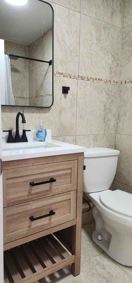 4648 SW 24th Avenue Studio — photo 3