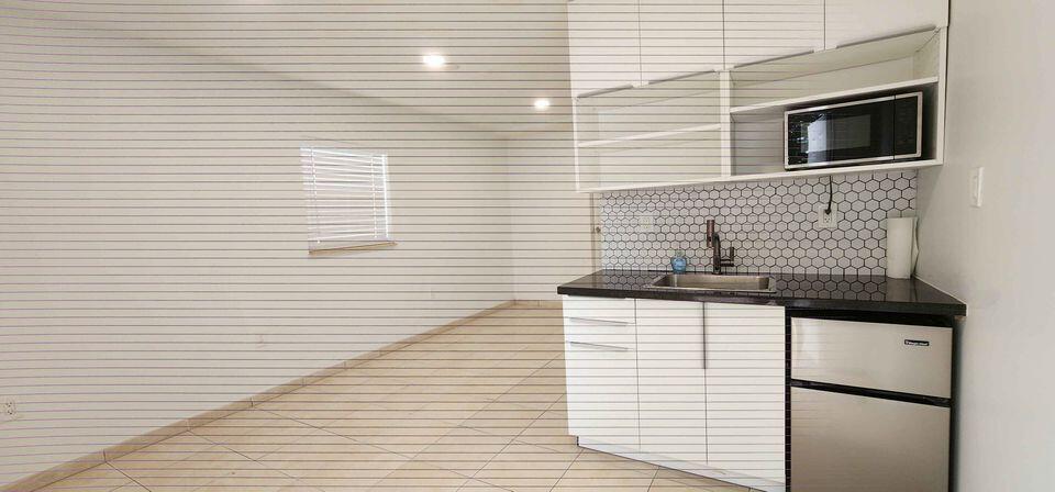 4648 SW 24th Avenue Studio, Dania Beach, FL 33312, Dania Beach