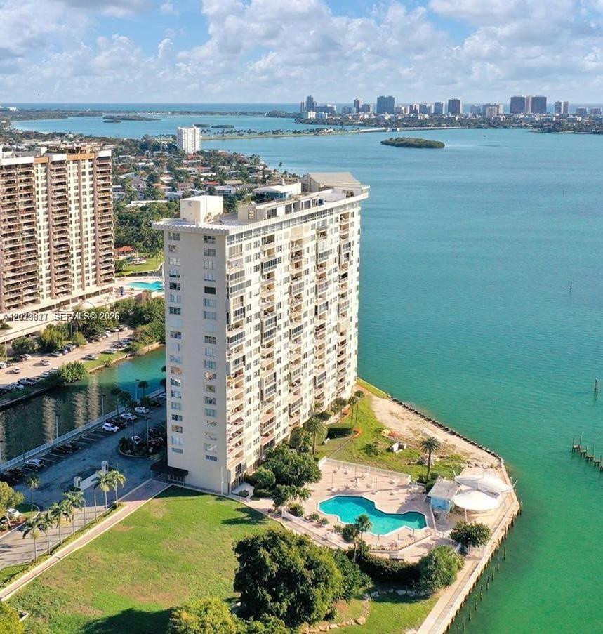 11111 Biscayne Boulevard 6H, Miami, FL 33181, Miami