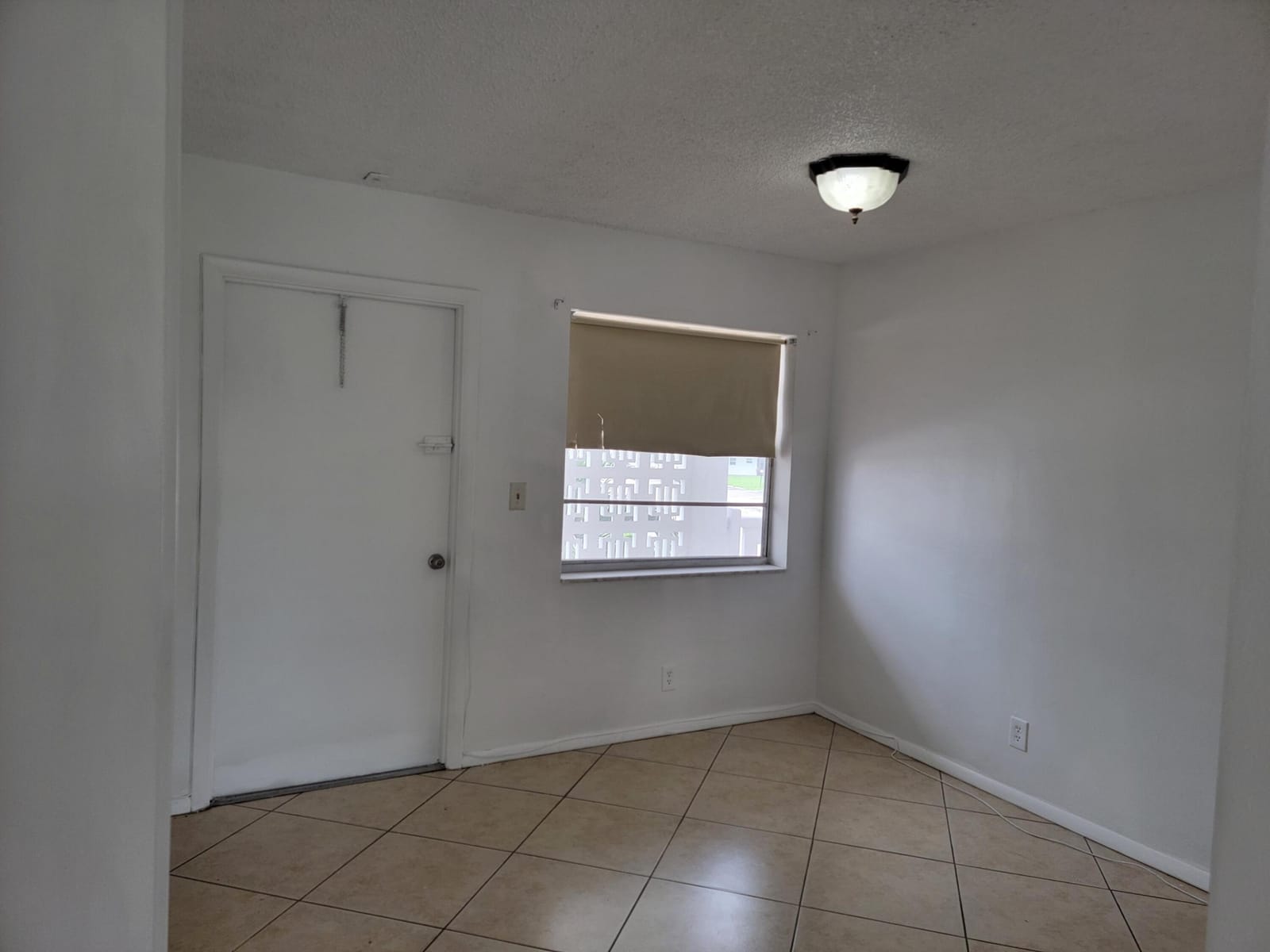 4310 NW 12th Court 205 — photo 4