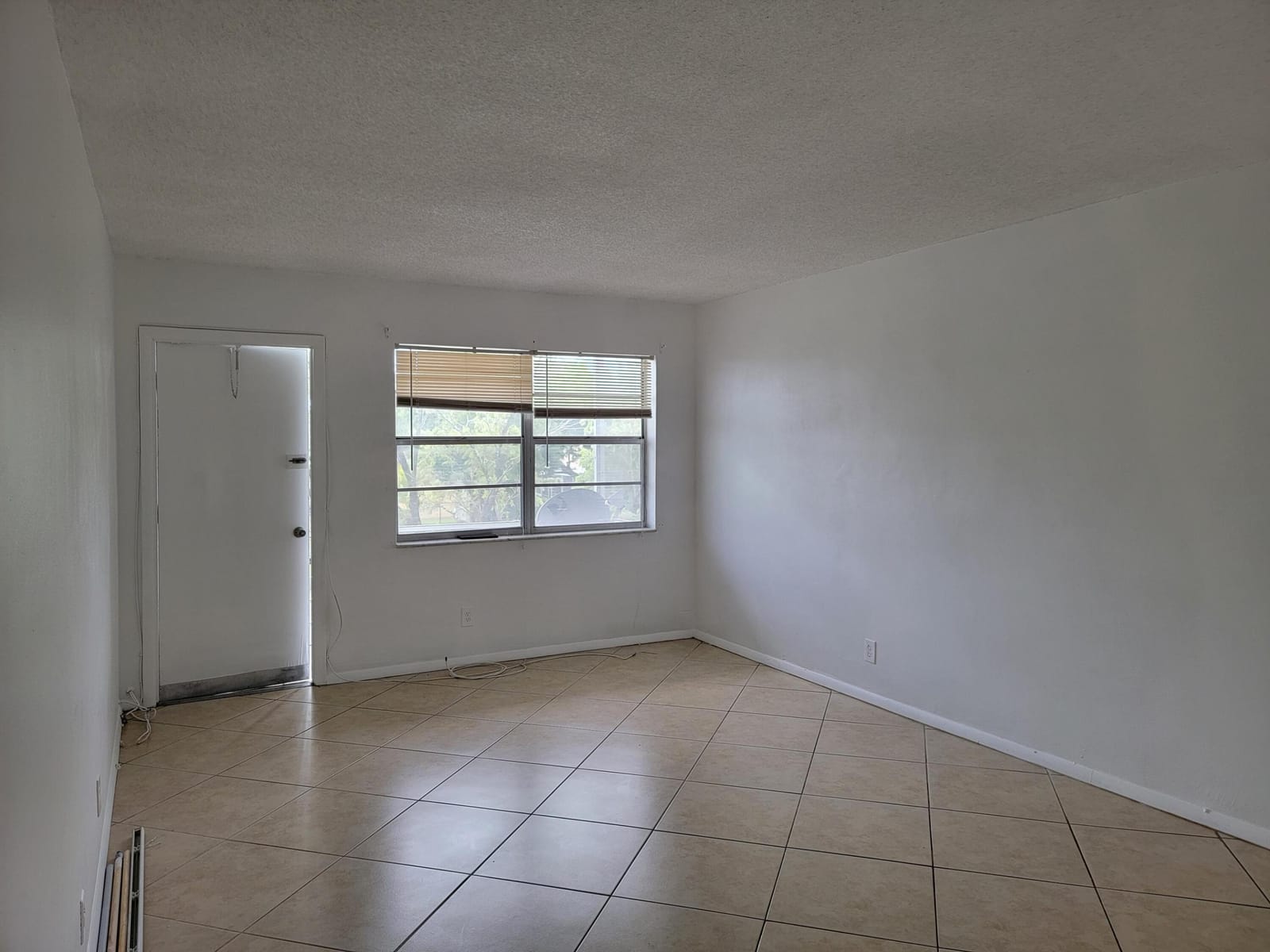 4310 NW 12th Court 205 — photo 5