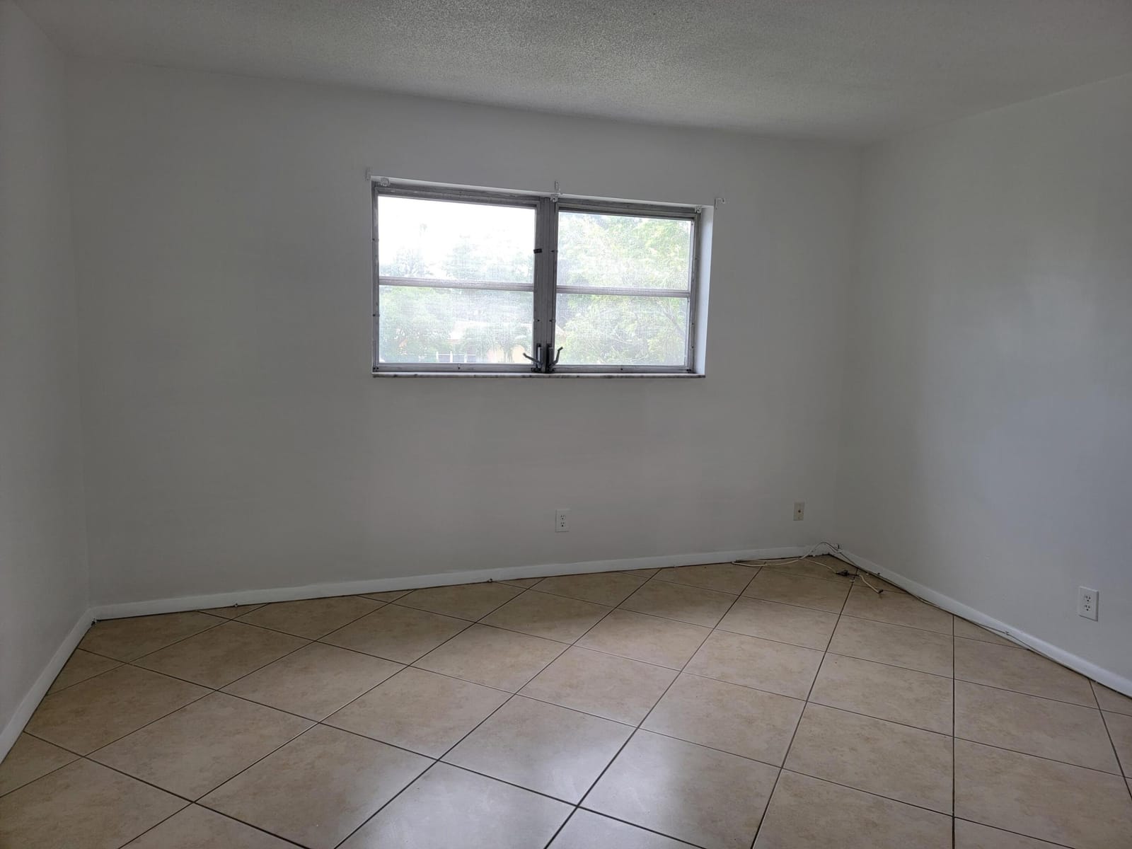 4310 NW 12th Court 205 — photo 7