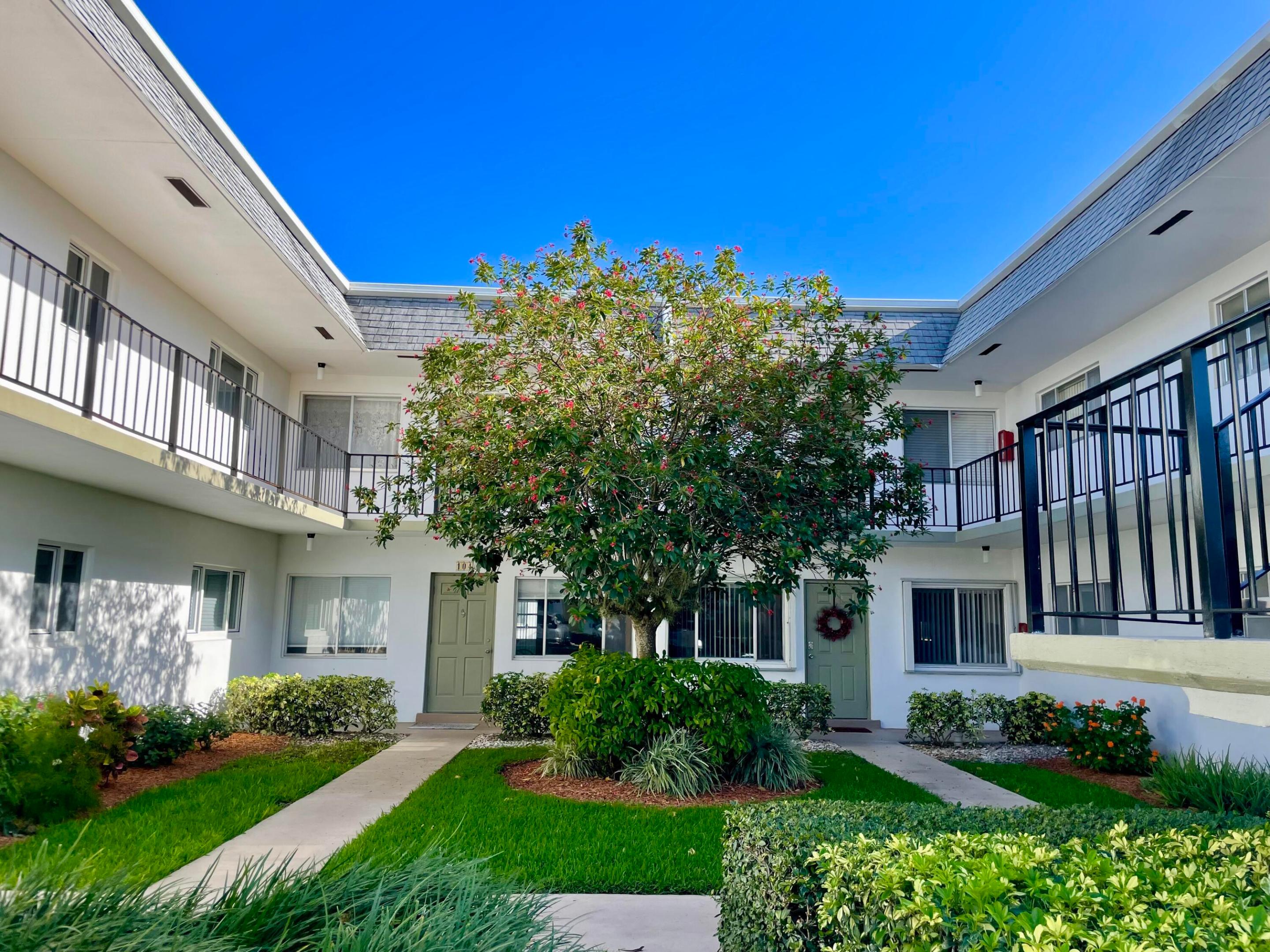 2920 Cynthia Lane 203, Lake Worth Beach, FL 33461, Lake Worth Beach