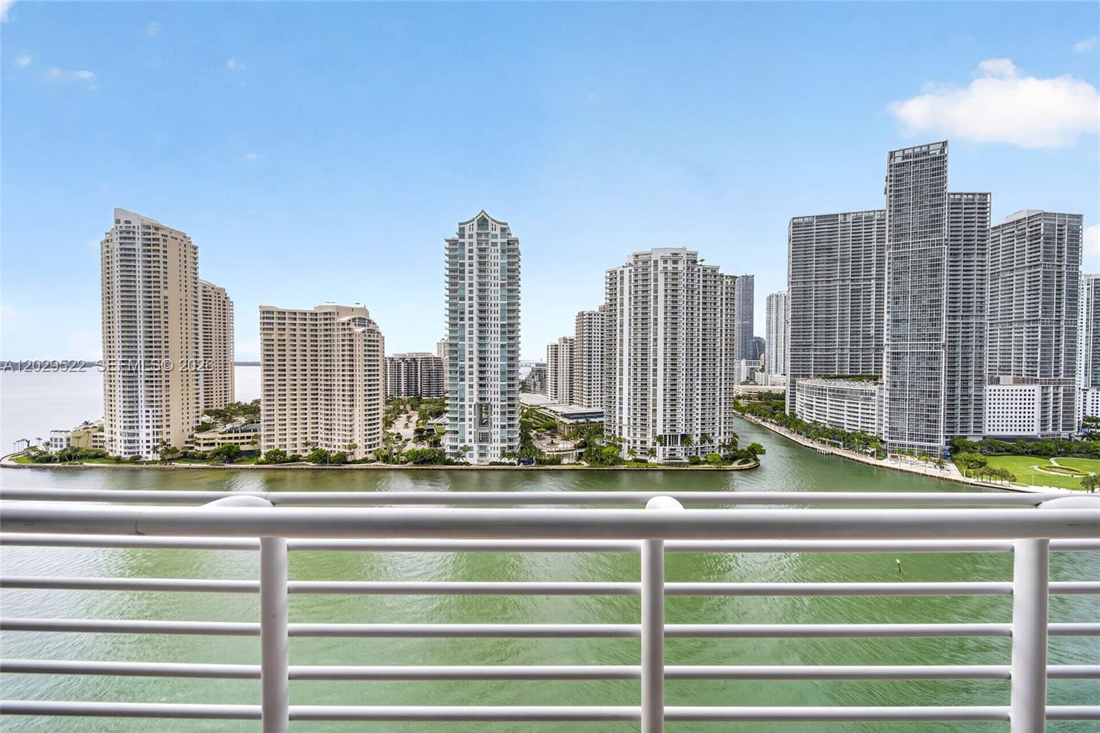 325 S Biscayne Boulevard 2219 — photo 2