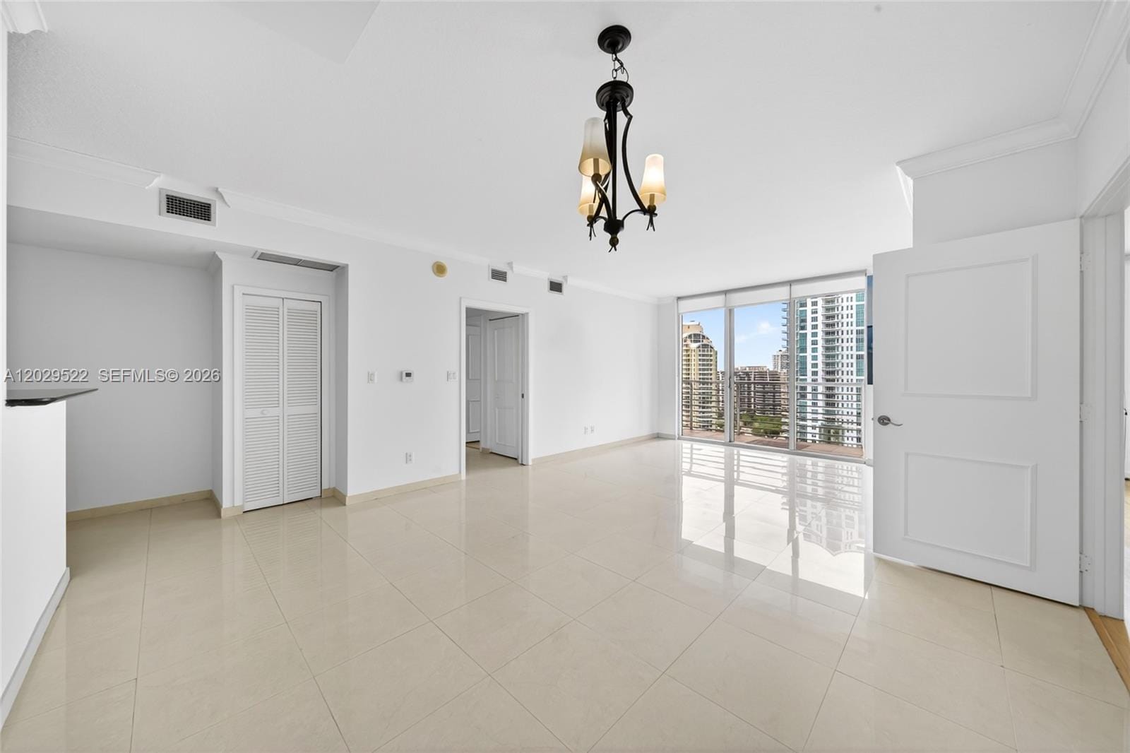 325 S Biscayne Boulevard 2219 — photo 10
