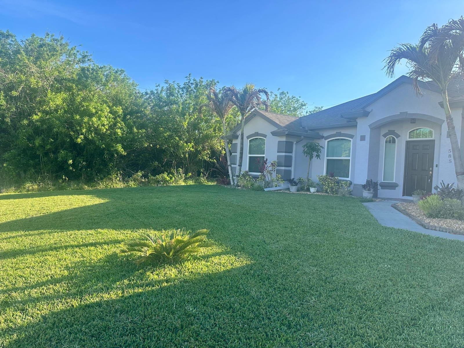 585 SW Undallo Road — photo 2