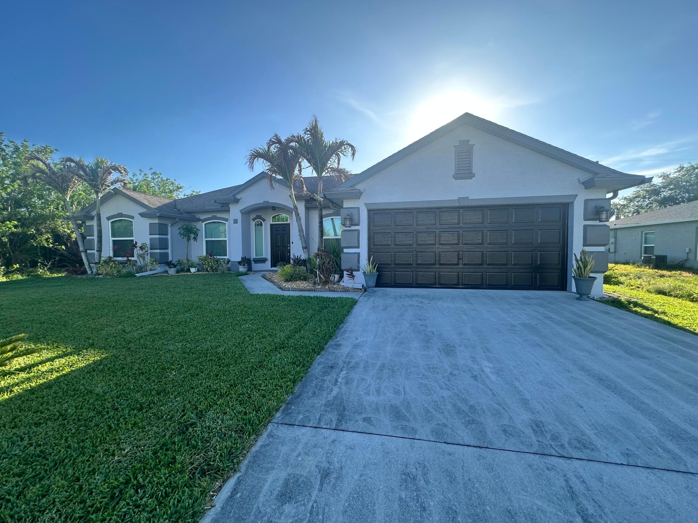 585 SW Undallo Road, Port St. Lucie, FL 34953, Port St Lucie