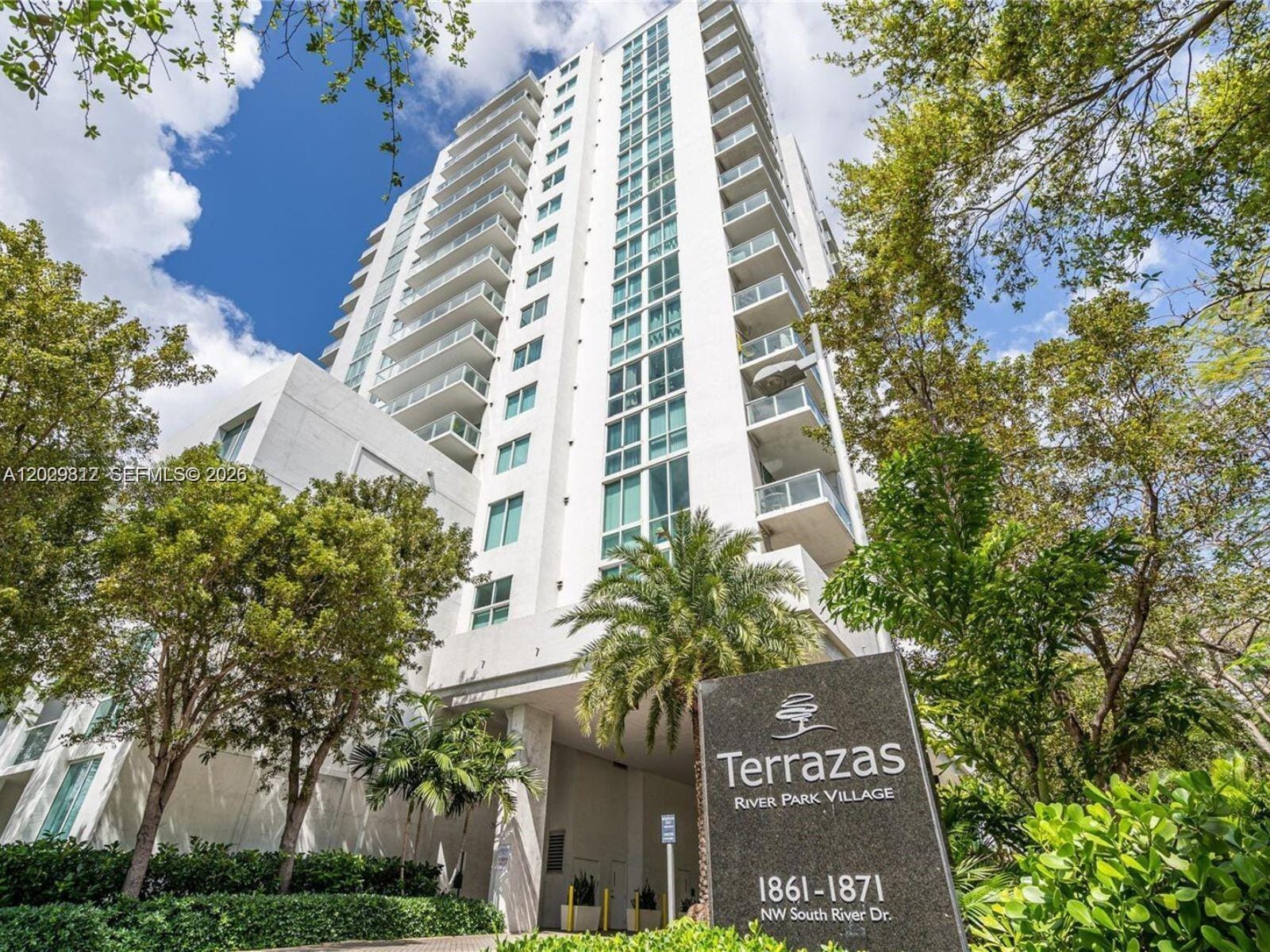 1861 S River Drive 1403, Miami, FL 33125 photo 2