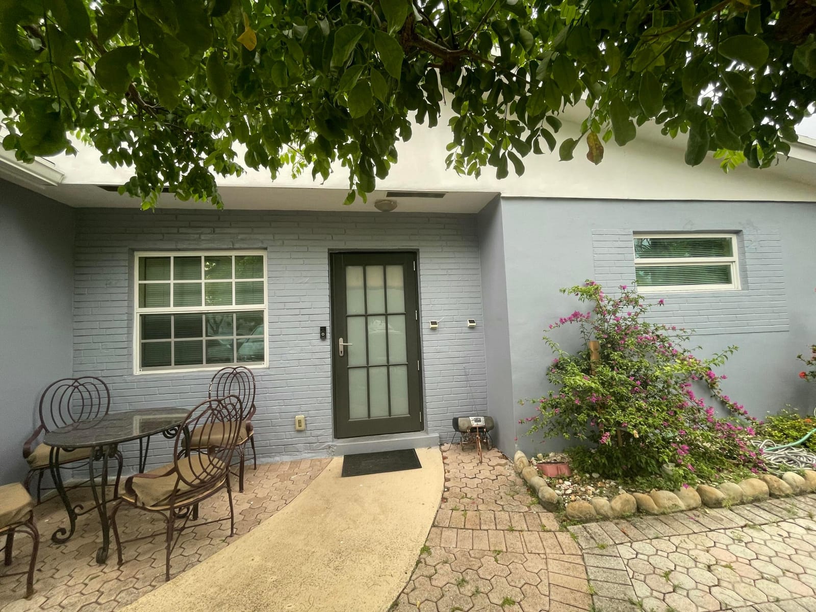 3850 NE 12th Terrace — photo 5