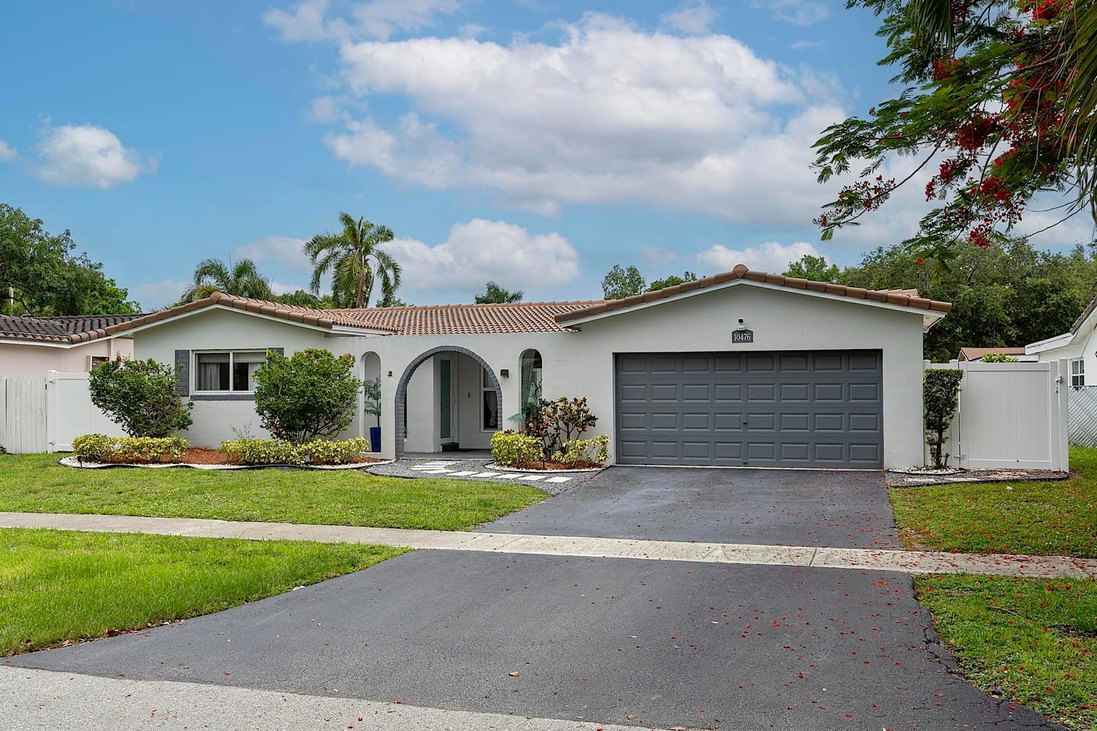 10476 NW 3rd Street, Plantation, FL 33324 photo 2
