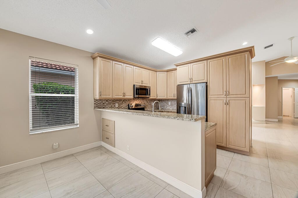 9529 Cherry Blossom Terrace, Boynton Beach, FL 33437 photo 13