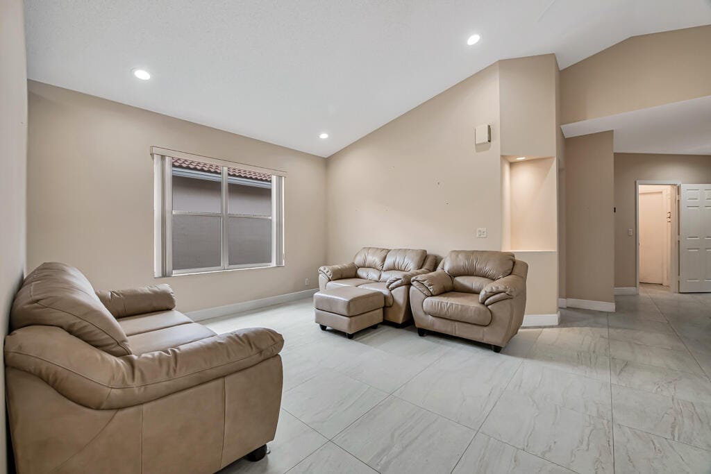 9529 Cherry Blossom Terrace — photo 4