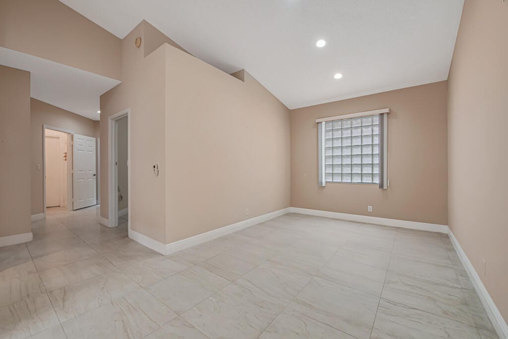 9529 Cherry Blossom Terrace — photo 6