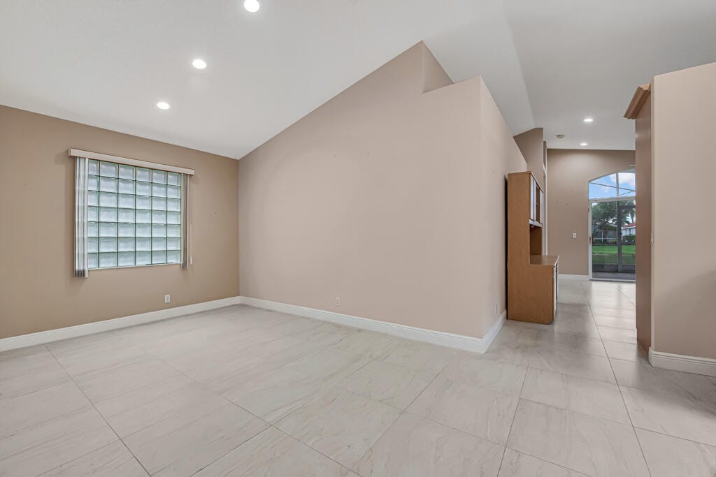 9529 Cherry Blossom Terrace — photo 7