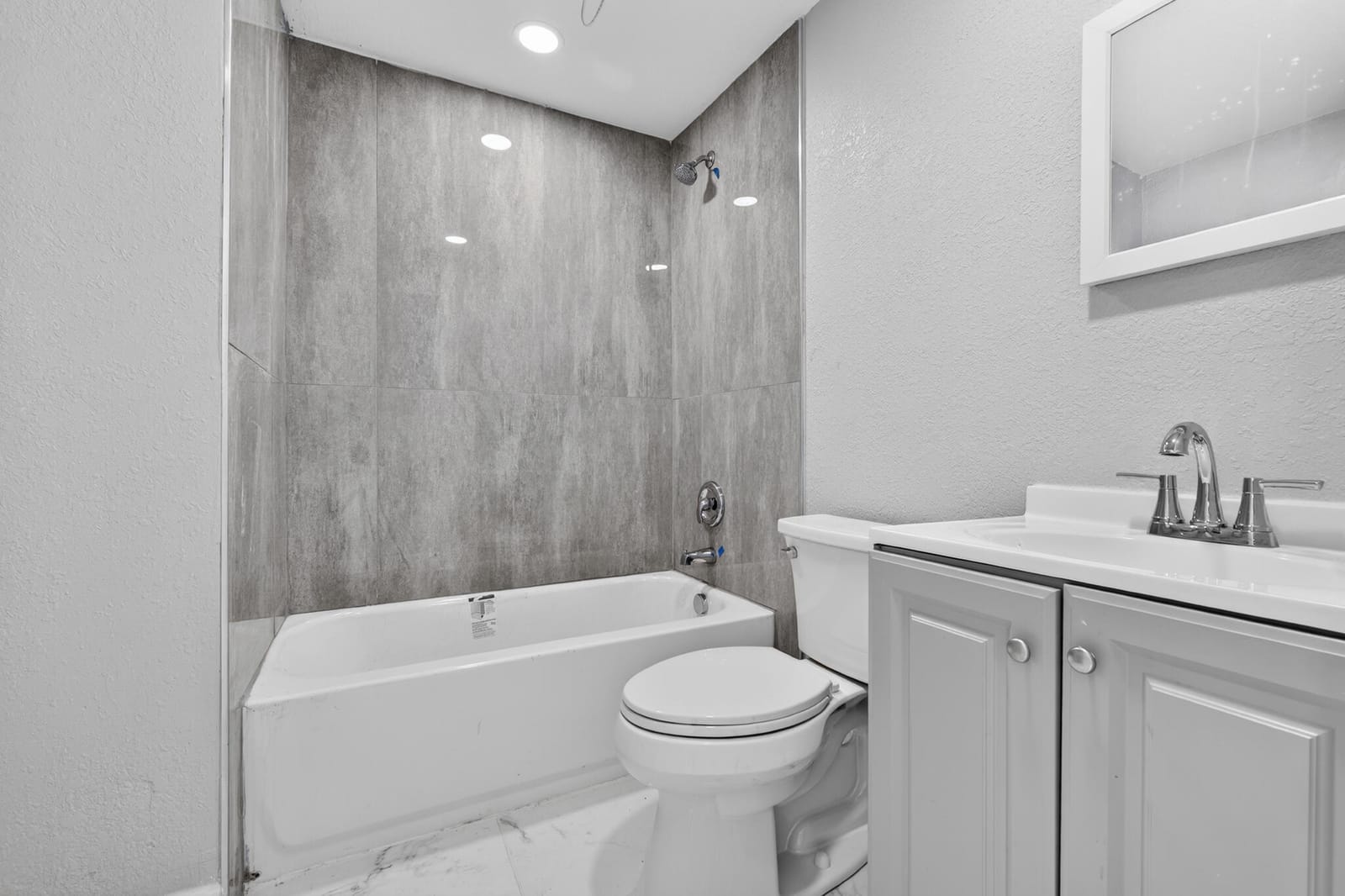 245 SW 11th Avenue, South Bay, FL 33493 photo 14
